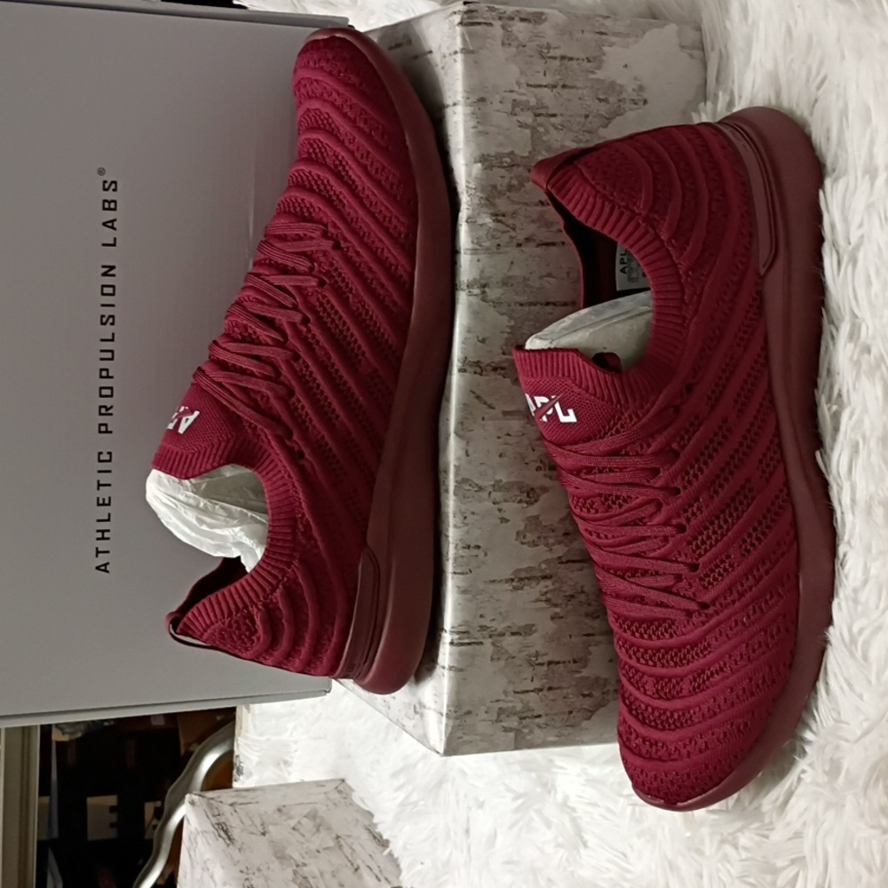 APL Athletic Propulsion Labs Techloom Wave Unisex, Oxblood Red Men's Sneakers 12